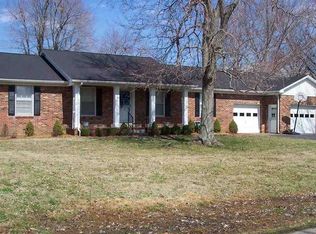 1718 Keenland Dr, Murray, KY 42071