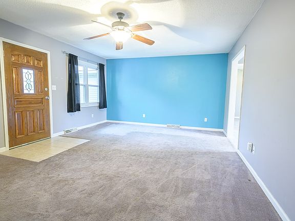 4th image of 6115 Richmond Ave