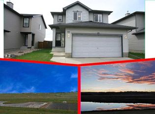 91 E Bridlecrest St SW, Calgary, AB T2Y4Y8