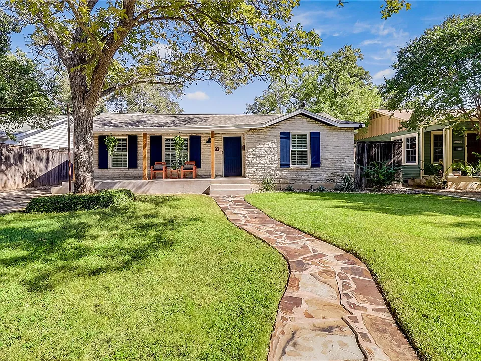 2908 Perry Ln