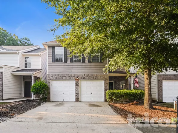 222 Southwind Ln, Newnan, GA 30265