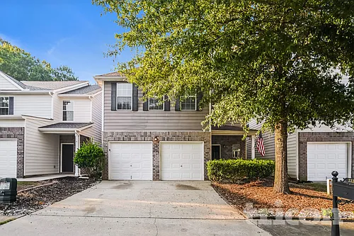 222 Southwind Ln Photo 1