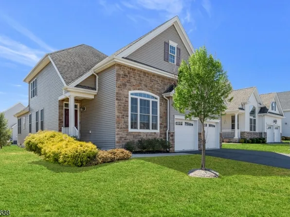 8 Shenandoah Pl, Franklin Twp., NJ 08873