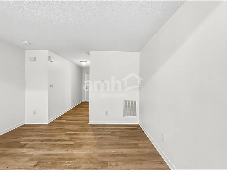 7316 Aragorn Ln — Photo 6