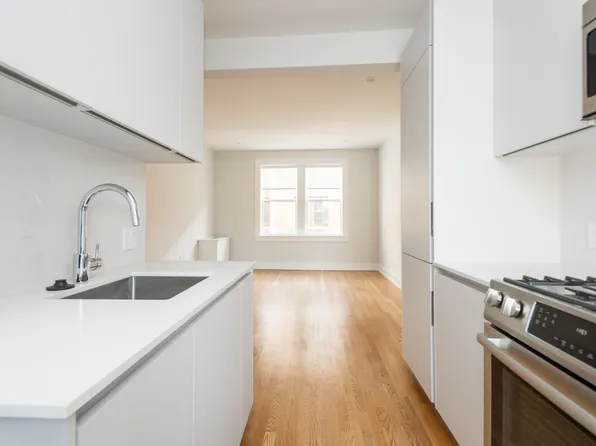 17A Forest St APT 32, Cambridge, MA 02140