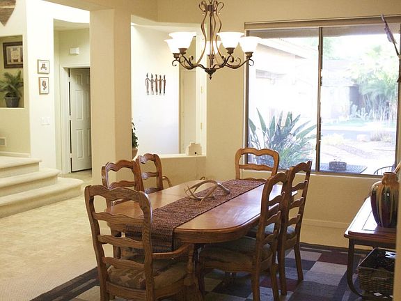 4th image of 4421 E Palmdale Ln