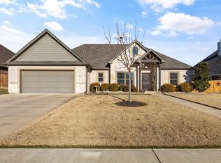 903 Concord St, Cleburne, TX 76033