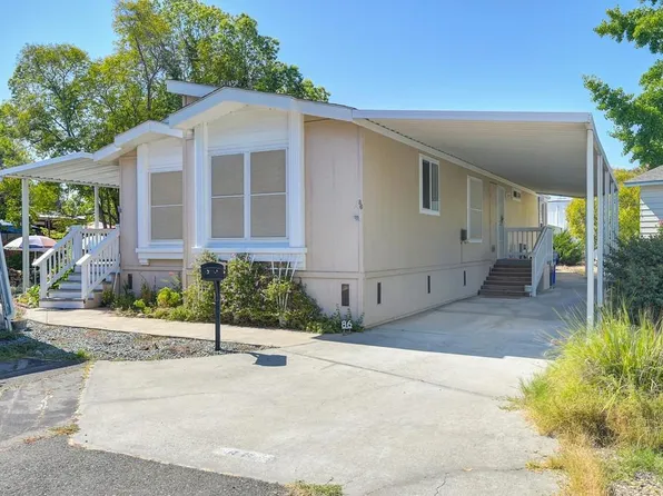 86 Monterey Ln, Folsom, CA 95630