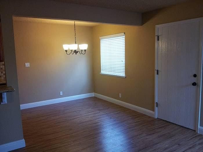 Breakfast nook