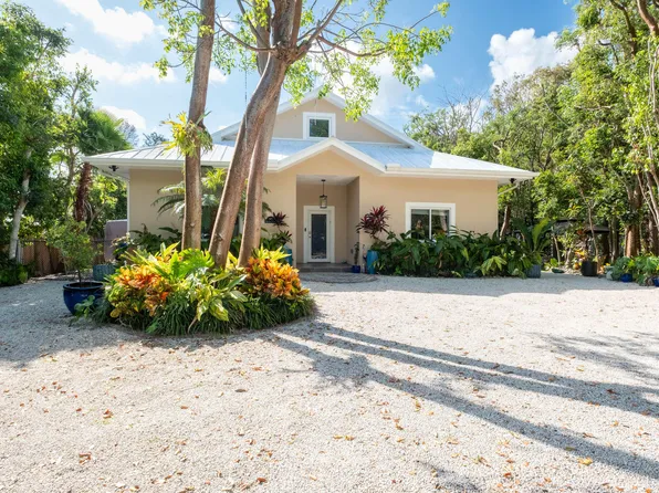 148 Iroquois St, Tavernier, FL 33070