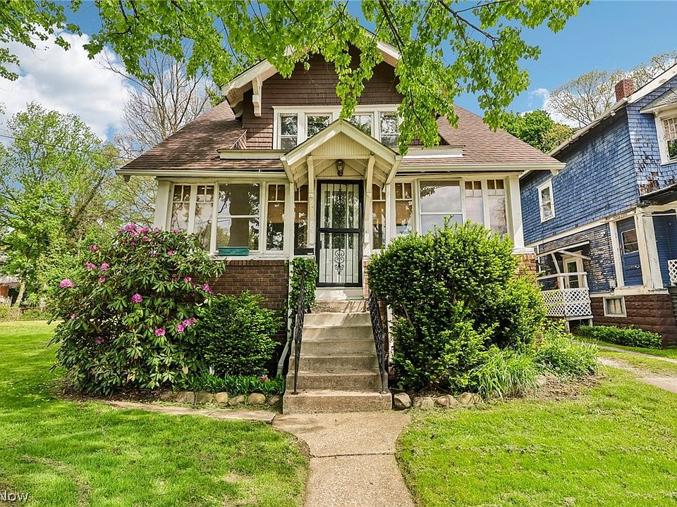 1st image of 549 Parkdale Dr