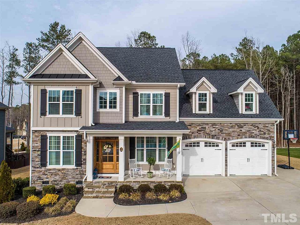 1st image of 355 Grantwood Dr