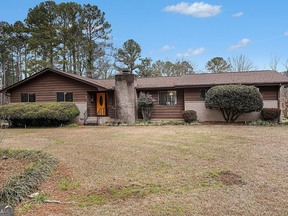 1st image of 722 Mundys Mill Rd