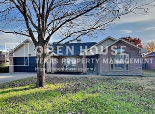 2507 Boulder Dr, Corinth, TX 76210