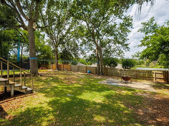 4th image of 2602 N Sherwood Dr