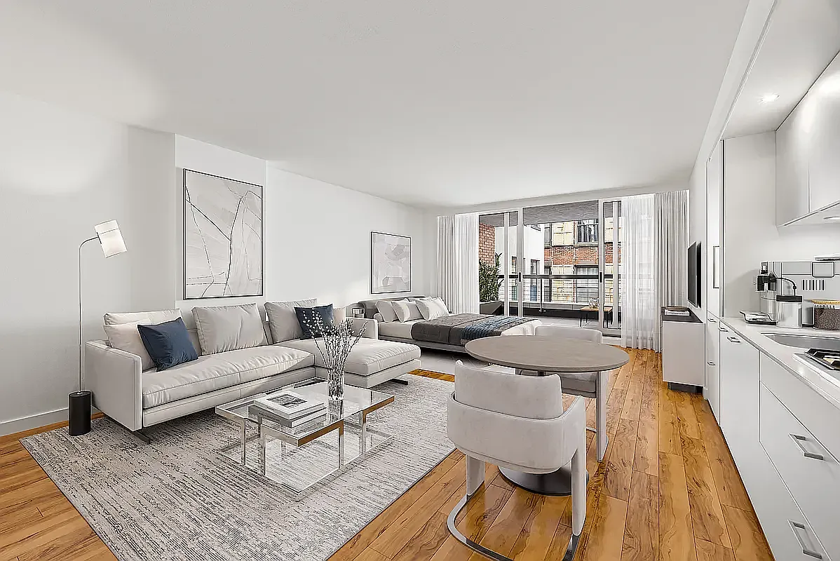 84 White Street — Photo 1