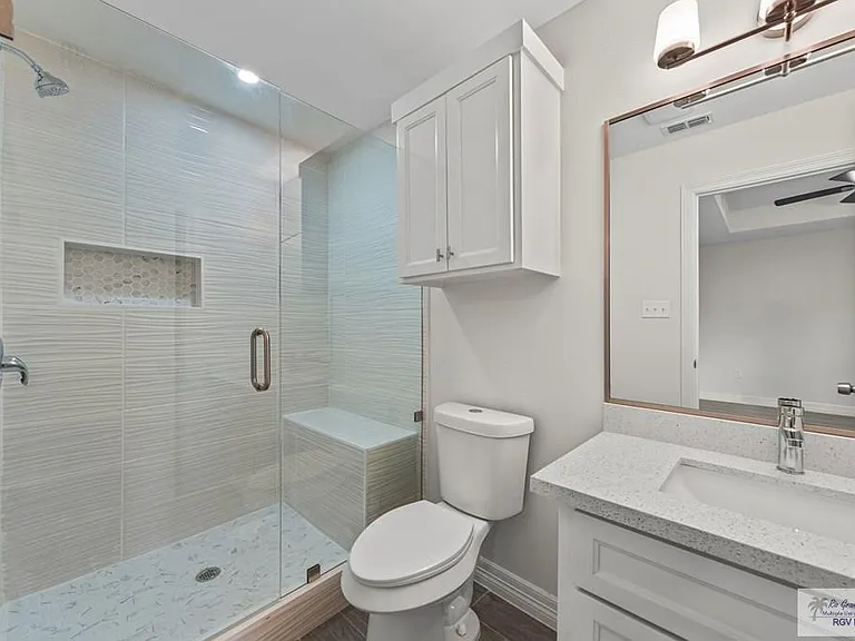 835 E Taylor St #B — Photo 14