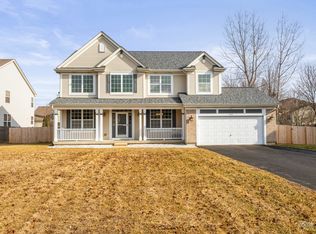 405 Cotoneaster Ct, Oswego, IL 60543