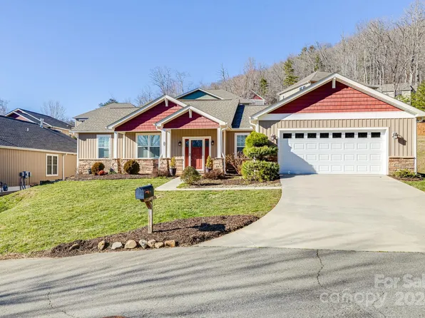 8 Nectar Way, Swannanoa, NC 28778