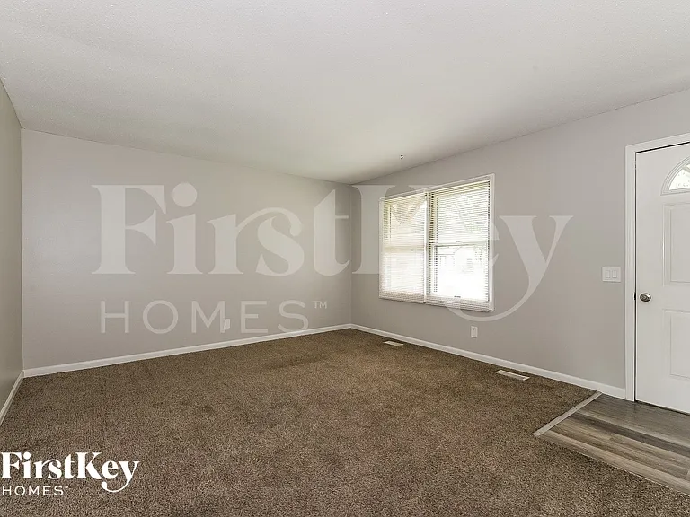 15675 Birkemeier Dr — Photo 3