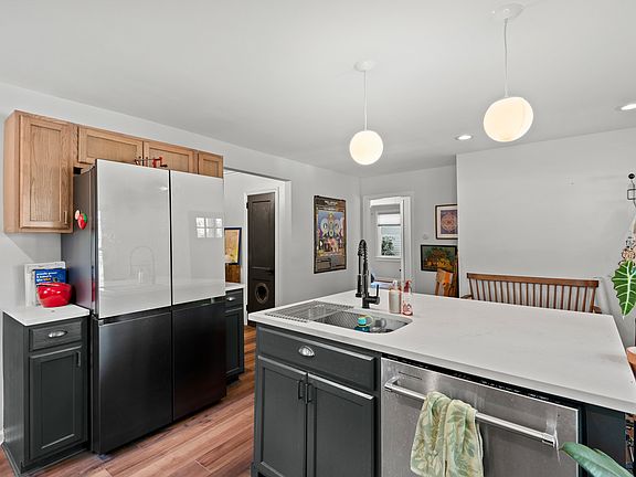3rd image of 2614 Cascadilla St