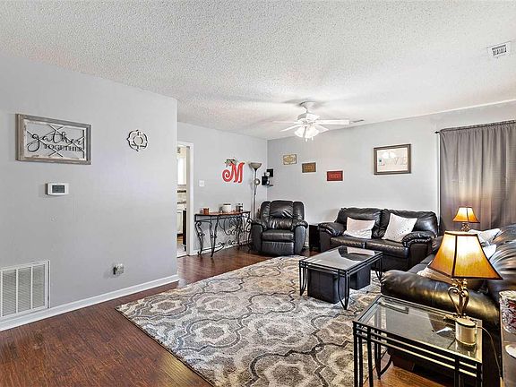 2nd image of 1111 E 10th Ave