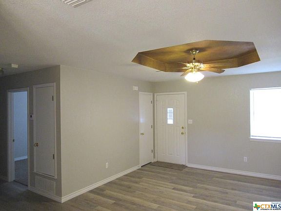 2nd image of 2414 Hancock Dr