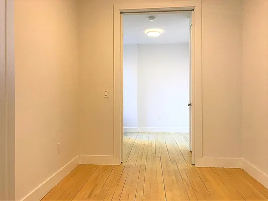 Rented by Lang Realty LLC | media 2