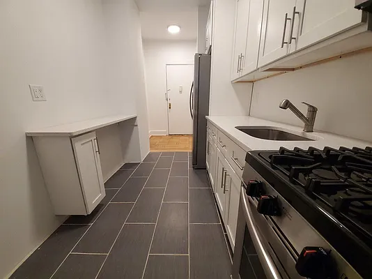 Rented by Delmark Realty LLC | media 29