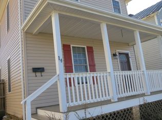 14 W Peabody St, Staunton, VA 24401