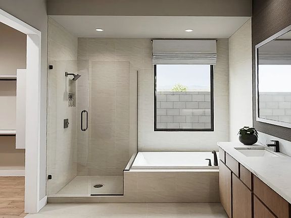 Plan 5014 Primary Bath VR Rendering