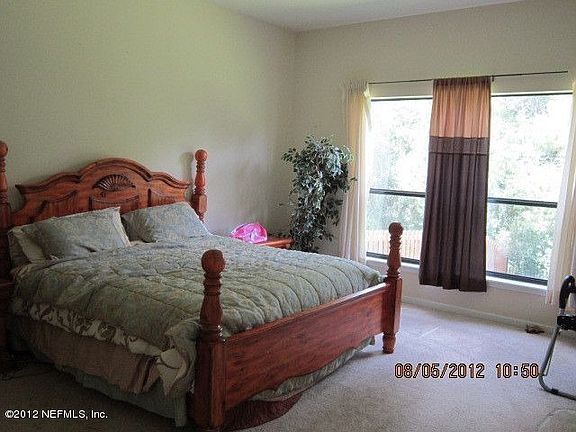 4th image of 732 Chestwood Chase Dr