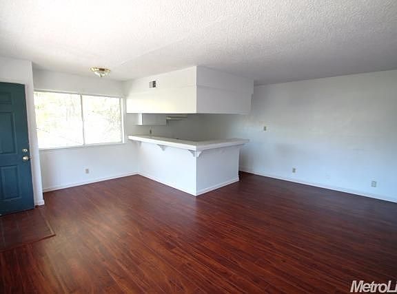 4th image of 4113 Apostolo Cir