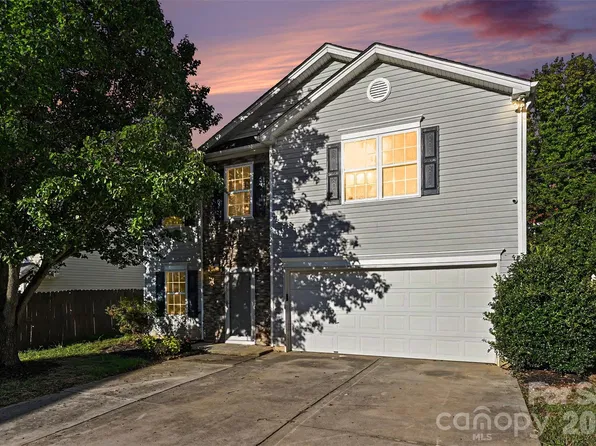 2920 Teton Dr, Gastonia, NC 28054
