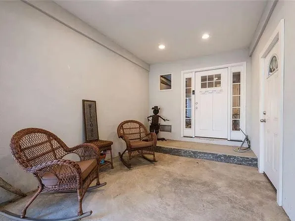 78 Wisconsin St, Long Beach, NY 11561