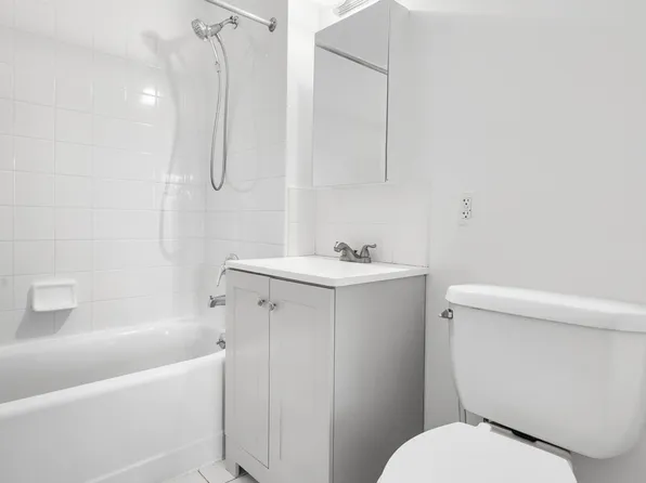 130 Bradhurst Avenue image 6 of 10