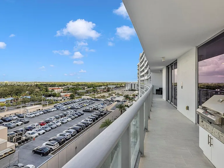 1180 N Federal Hwy #1009 — Photo 16