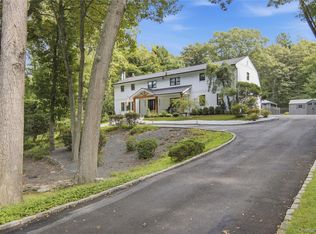 45 Meadow Glen Road, Northport, NY 11768
