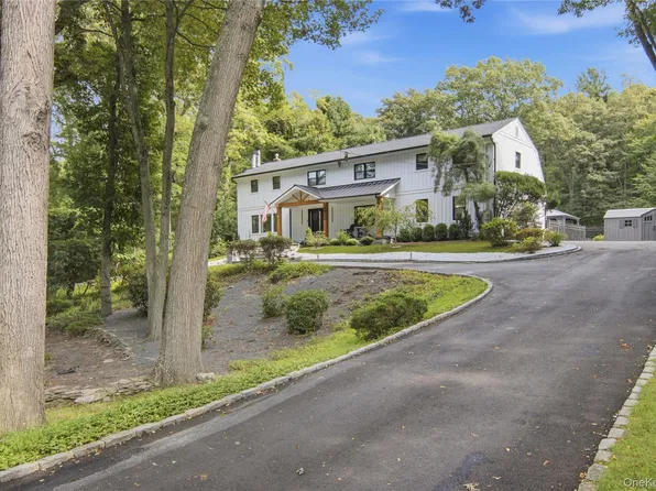 45 Meadow Glen Road, Fort Salonga, NY 11768