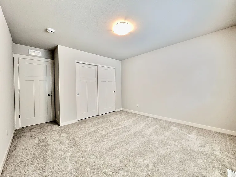 8912 SW Chokecherry Ln — Photo 33