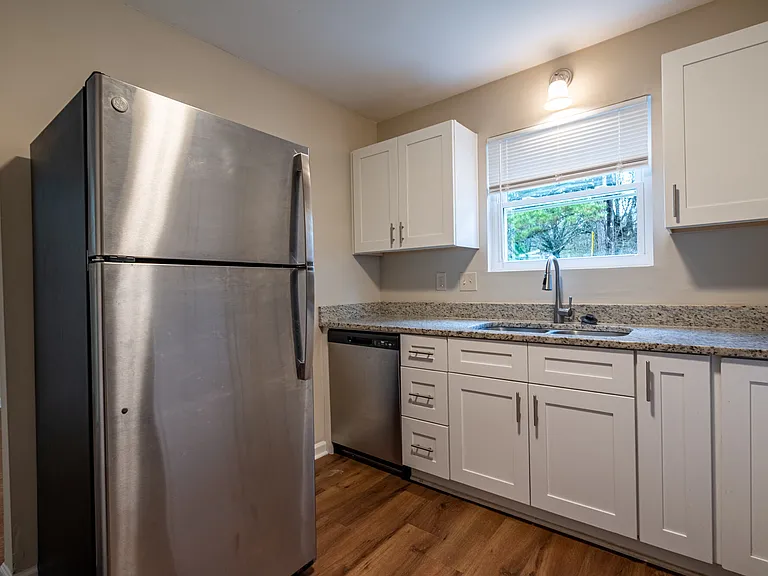 114 Bentley Pkwy #B — Photo 5