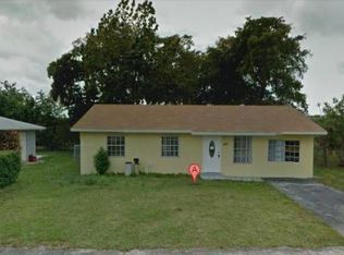 8140 SW 5th Ct, Pompano Beach, FL 33068