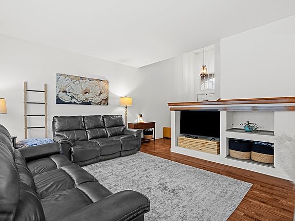 5th image of 6079 Delaney Dr