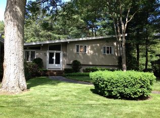 19 Elm View Ter, Brockton, MA 02301