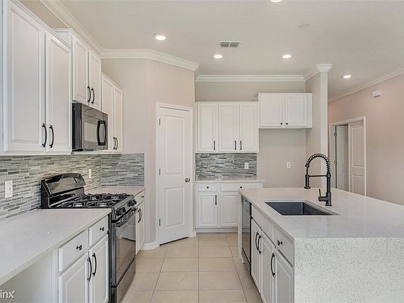 4th image of 8982R Pleasant Woods Dr
