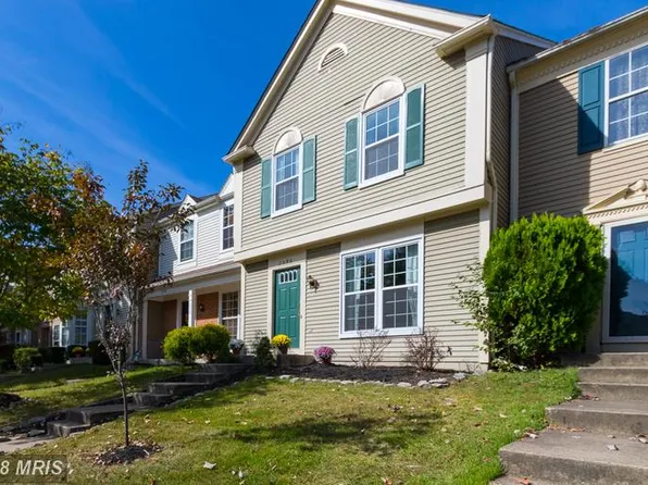 2696 McGuffeys Ct, Woodbridge, VA 22191