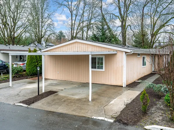 863 SW Liberty Bell Dr, Beaverton, OR 97006