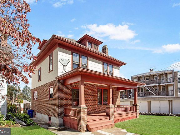 2nd image of 26 Laurel St