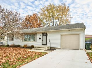 2751 Norma St, Cuyahoga Falls, OH 44223