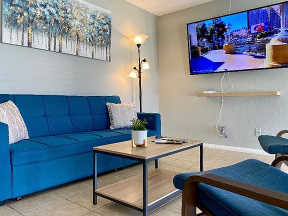 4th image of 4922 Newport Cove Dr APT B